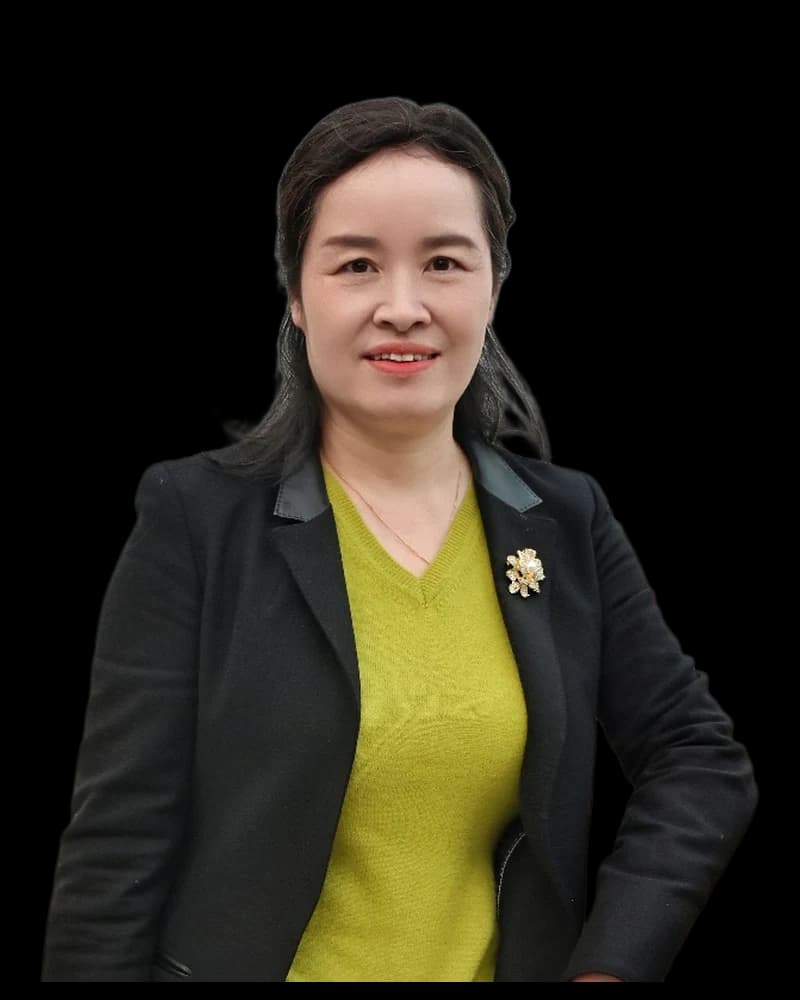Portrait of Weifen Deng