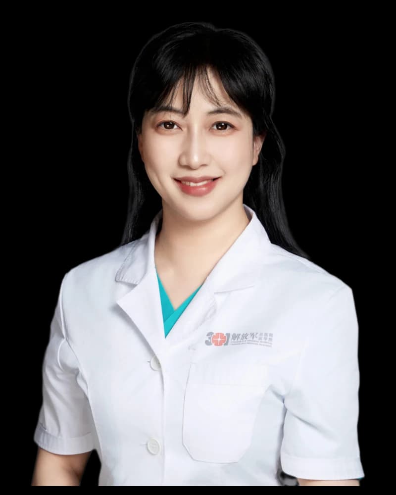 Portrait of Shuang Tian